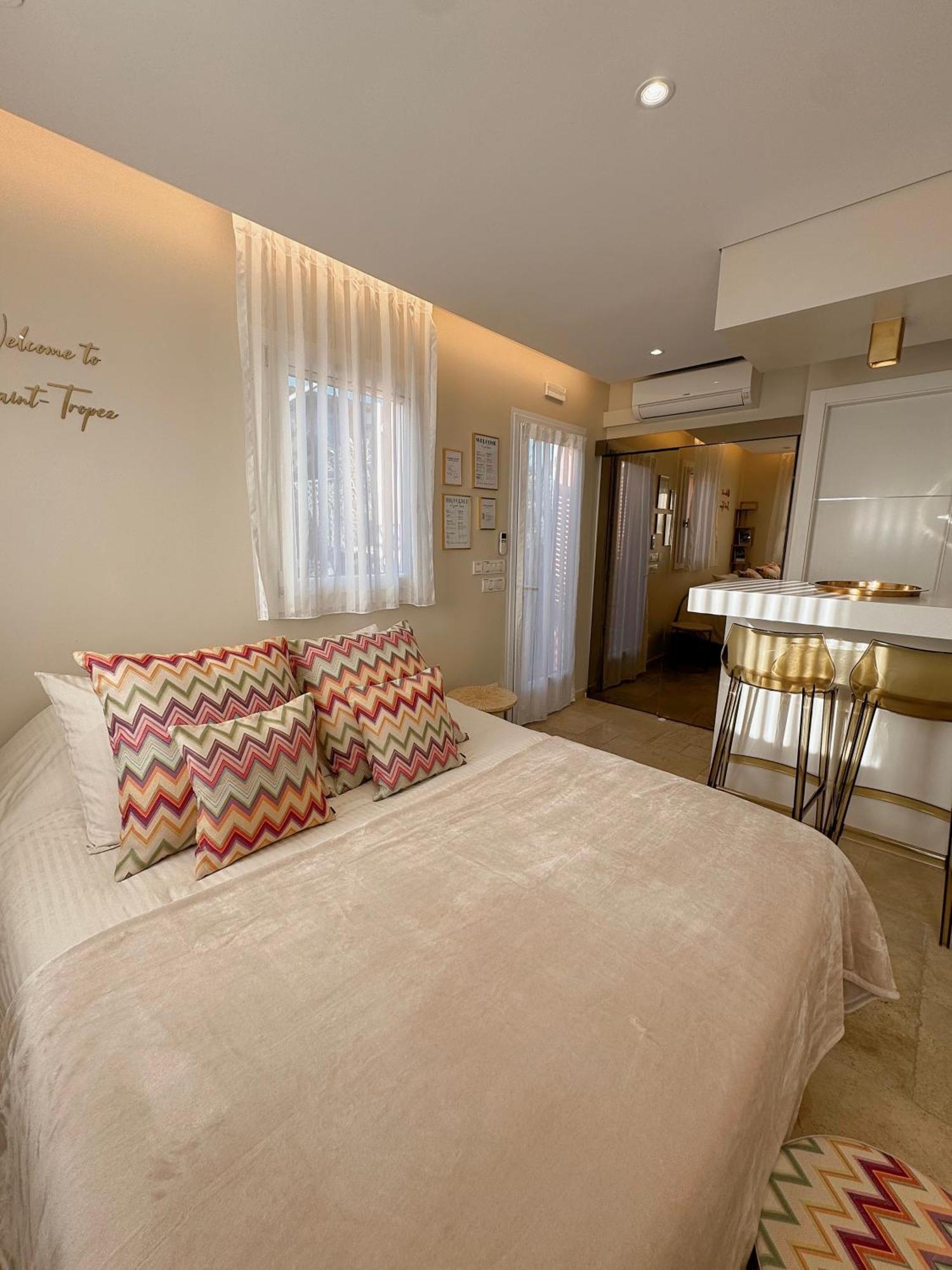Studio Climatise, Terrasse, Parking Prive, 50M De La Plage Saint-Tropez Eksteriør billede