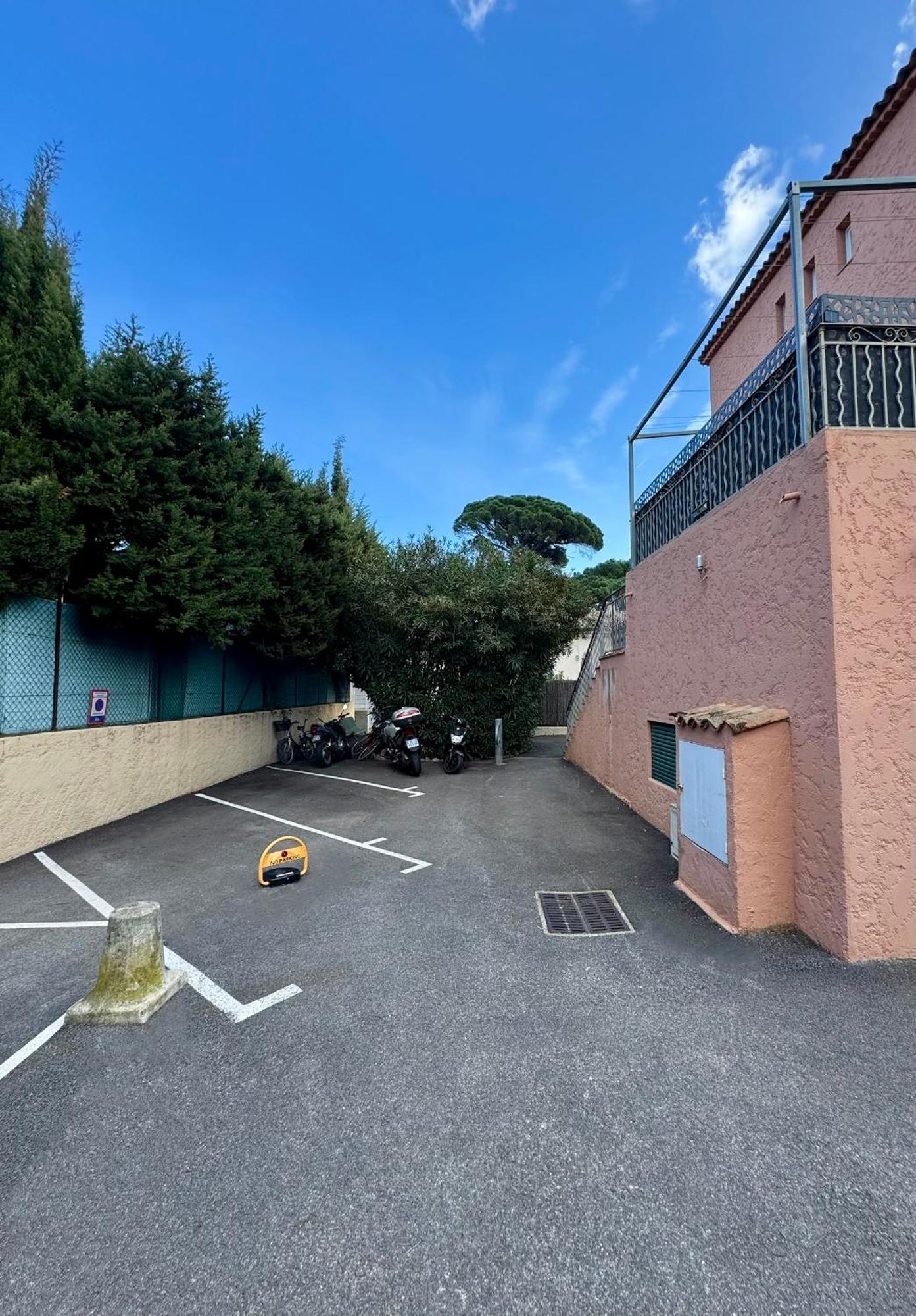 Studio Climatise, Terrasse, Parking Prive, 50M De La Plage Saint-Tropez Eksteriør billede